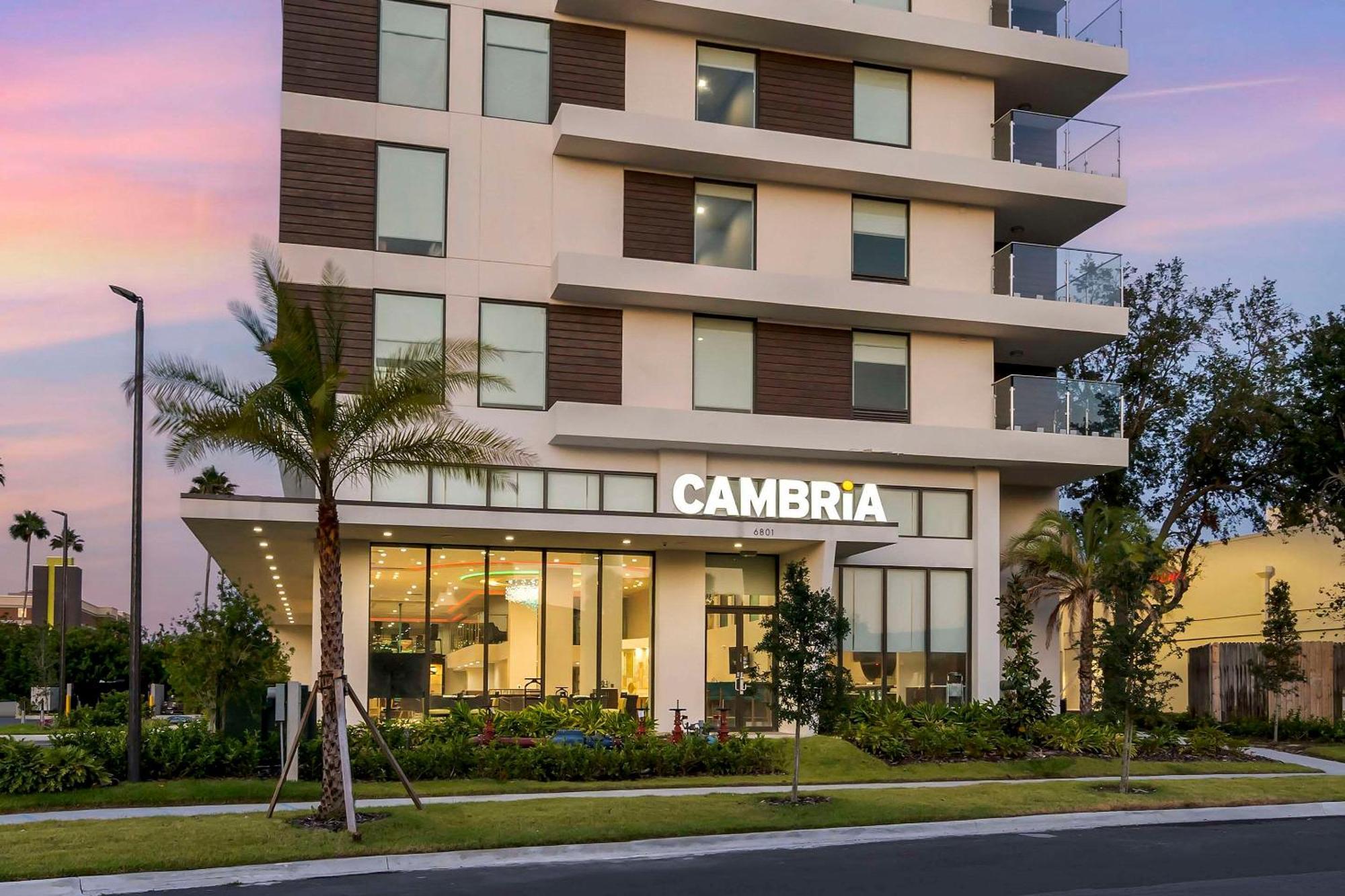 Cambria Hotel Orlando Near Universal Theme Parks Ngoại thất bức ảnh